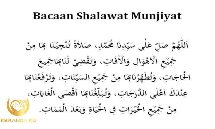 Bacaan Sholawat Munjiyat dan Keutamaannya - Parboaboa