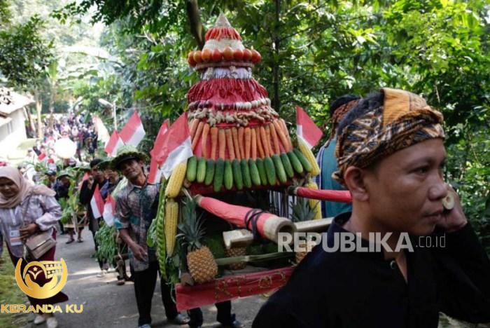 Tradisi Sedekah Bumi di Bogor | Republika Online