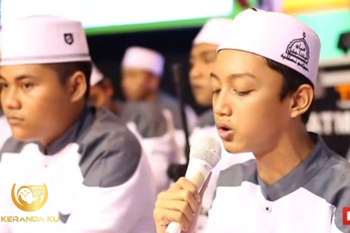 Lirik Lagu Oi Adik Berjilbab Ungu Sholawat Syubbanul Muslimin Bisa ...