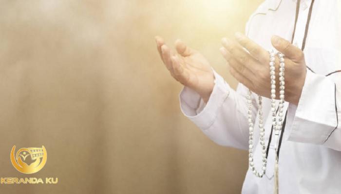 Bacaan Sholawat Nuridzati, Khasiat dan Cara Mengamalkannya