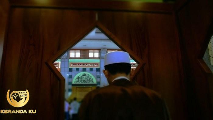 Tata cara shalat tahajud sesuai sunnah