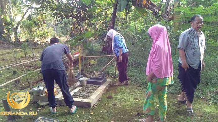 Bacaan Doa Ziarah Kubur Lengkap dengan Tata Caranya Sesuai dengan ...