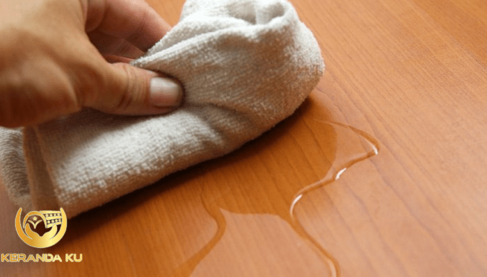 Mengenal Macam-macam Najis Beserta Contoh dan Cara Menyucikannya