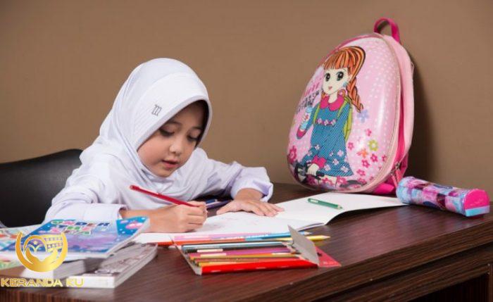 Adab belajar di sekolah