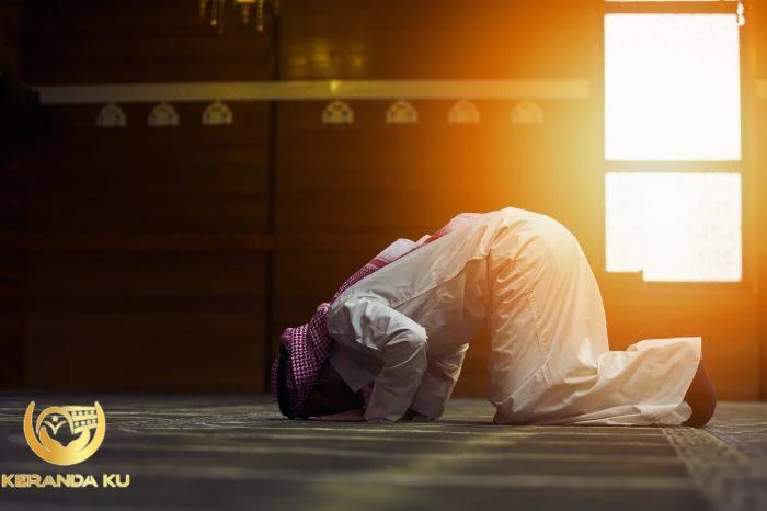 Tata Cara Sholat Taubat, Berikut Bacaan Niat dan Doanya Tata Cara Sholat Taubat, Berikut Bacaan Niat dan Doanya