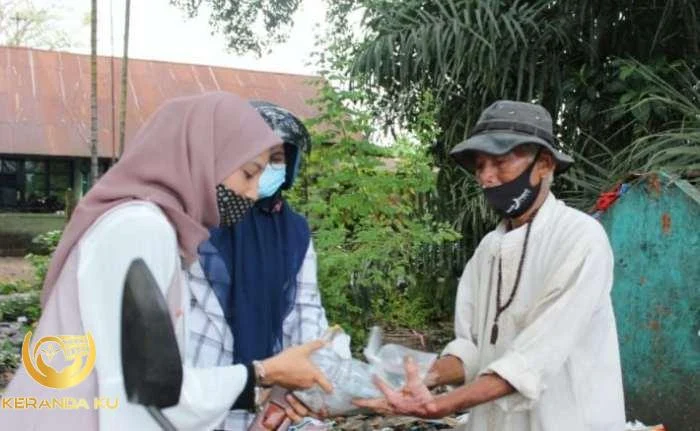 Keutamaan Sedekah Makanan kepada Orang yang Membutuhkan