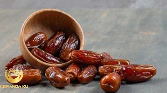Waspadai 3 Efek Samping Makan Kurma Berlebihan, Bisa Memicu Diabetes