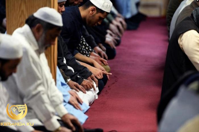 Sholat jumat wajib atau sunnah