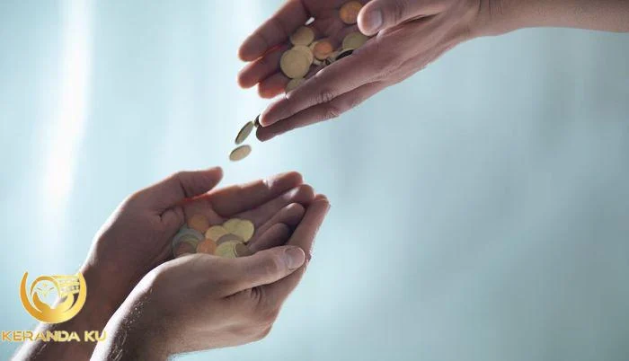 Macam-Macam Sedekah yang Mendatangkan Kemuliaan dan Pahala Besar Macam-Macam Sedekah yang Mendatangkan Kemuliaan dan Pahala Besar