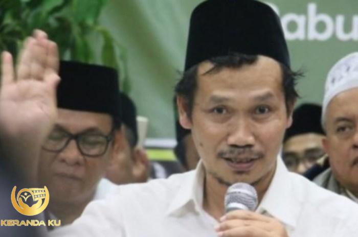 Silsilah Gus Baha dan Biografi Lengkapnya : Okezone Nasional